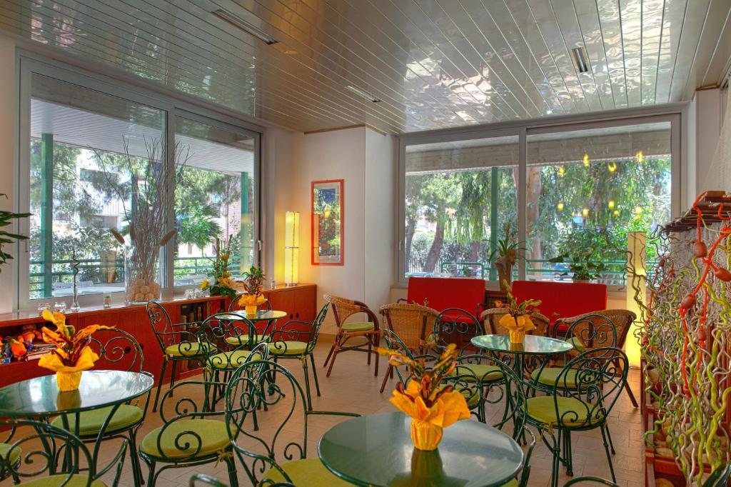 Hotel Pineta San Benedetto del Tronto Exterior photo